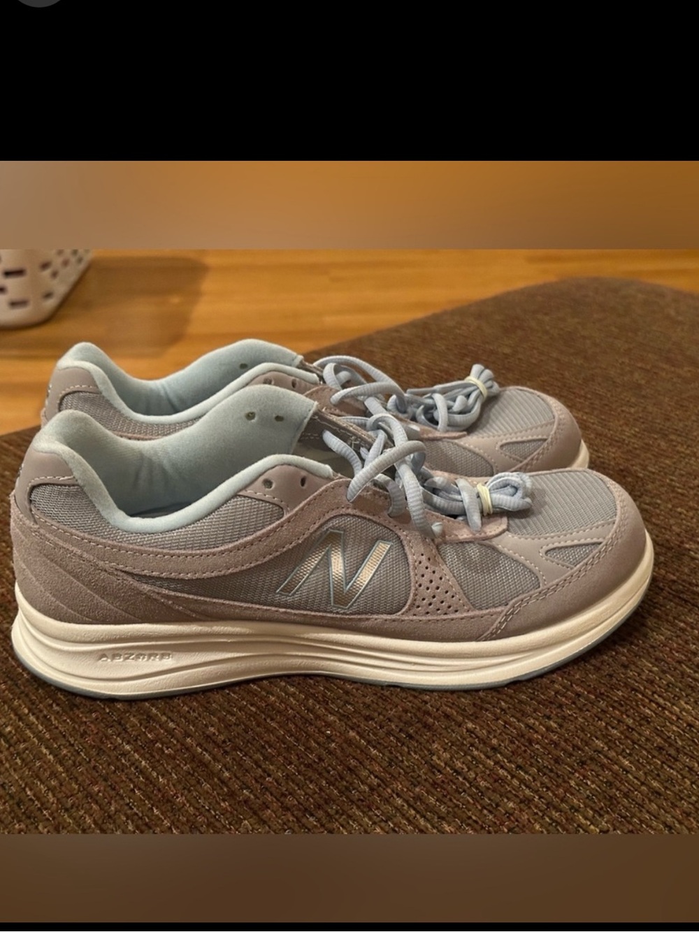 NEW BALANCE women’s WW877 Sneakers